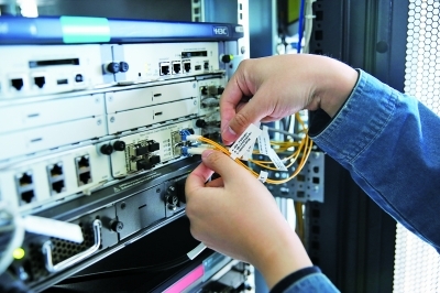 常杰:守護電網(wǎng)信息的時代俠客